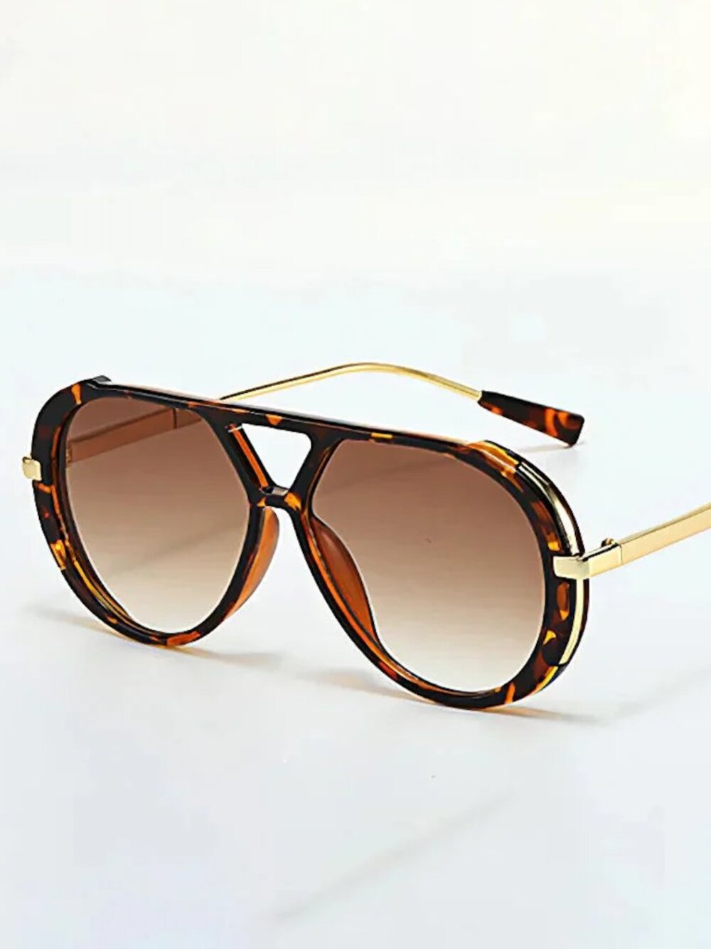 Bottega Style Sunglasses